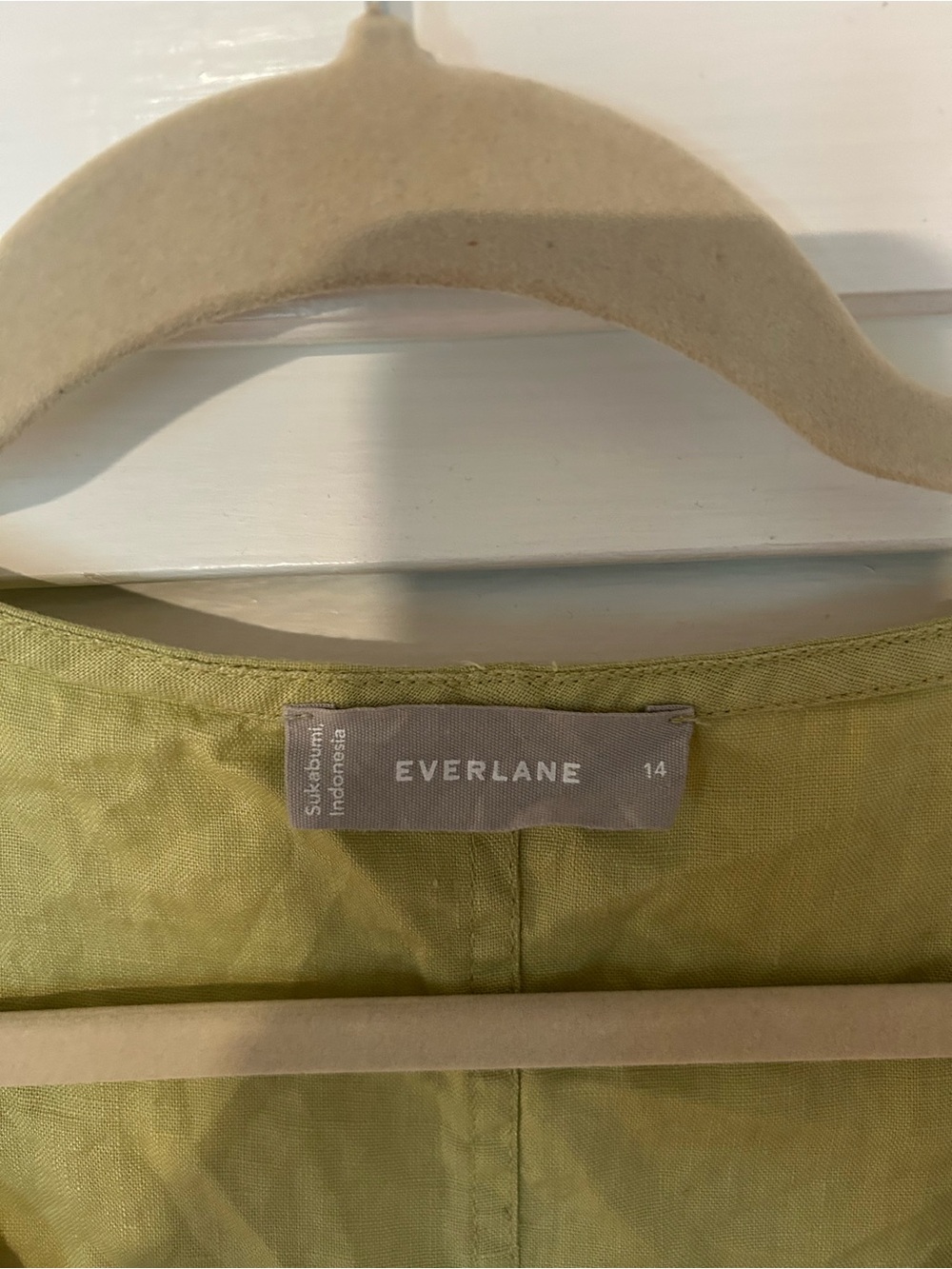 Everlane Button-Front Linen Crop Tank - Picture 2 of 2
